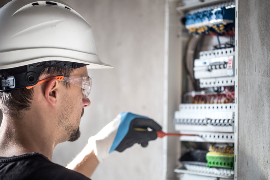 site-internet-pour-electricien-en-creer-un