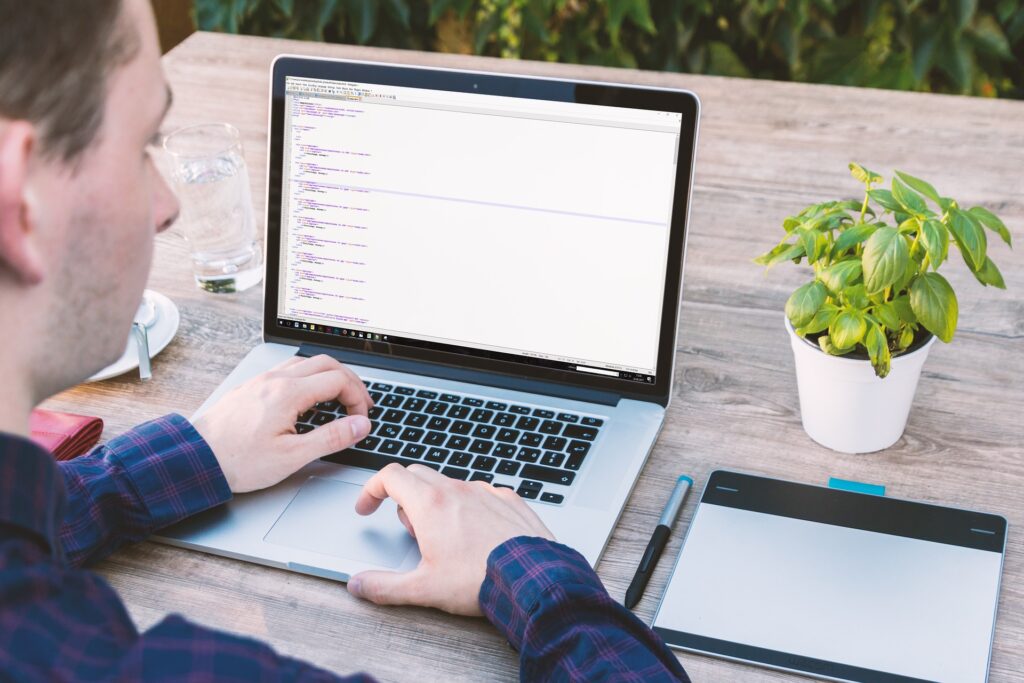 principaux role prestataire informatique